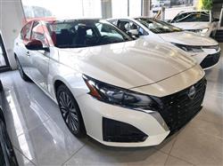 نيسان ألتيما